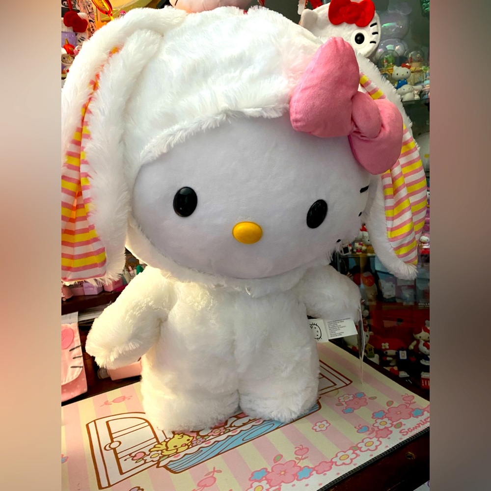 Hello kitty Easter  doll big 20”